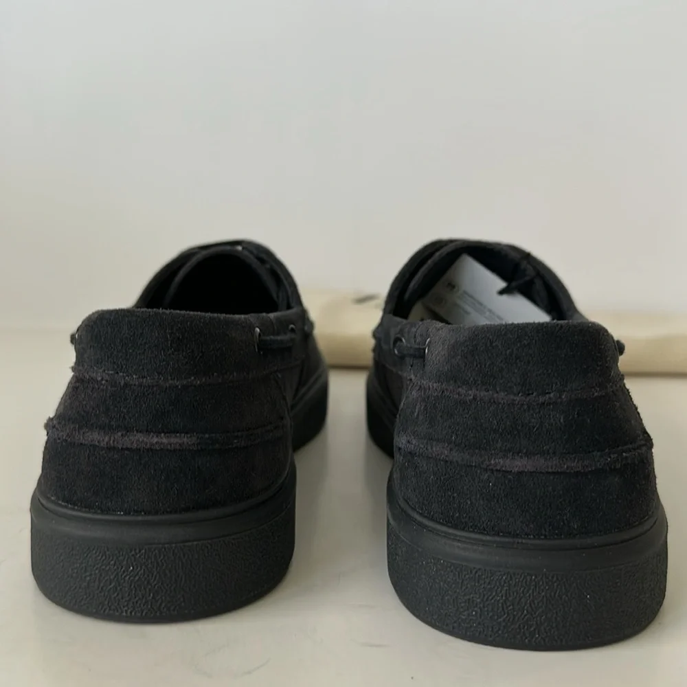 Zara Men's Blue Boat Leather and Suede Finish Shoes
